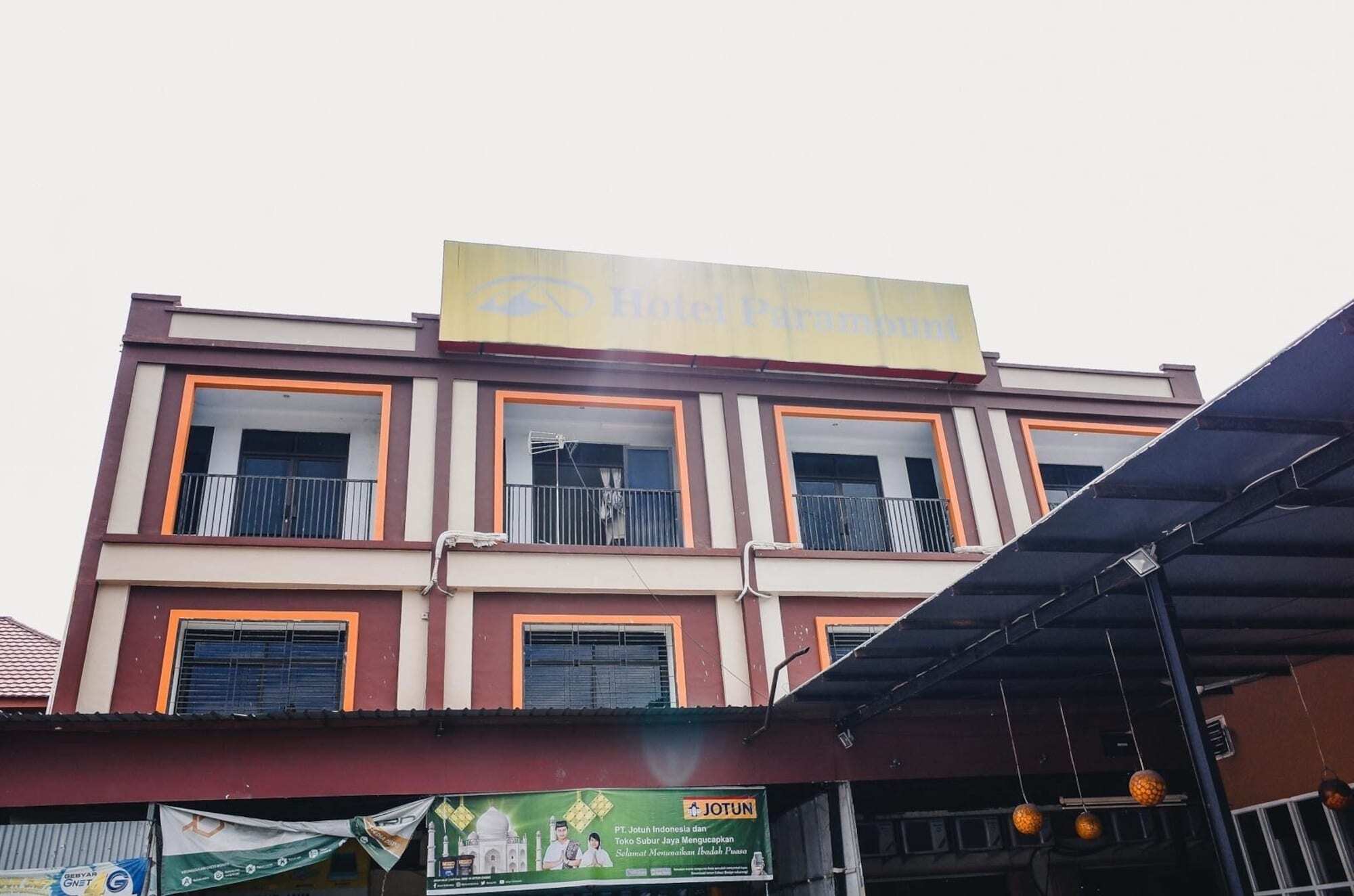 Reddoorz Plus Near Sultan Hasanuddin Airport Makassar Exterior photo